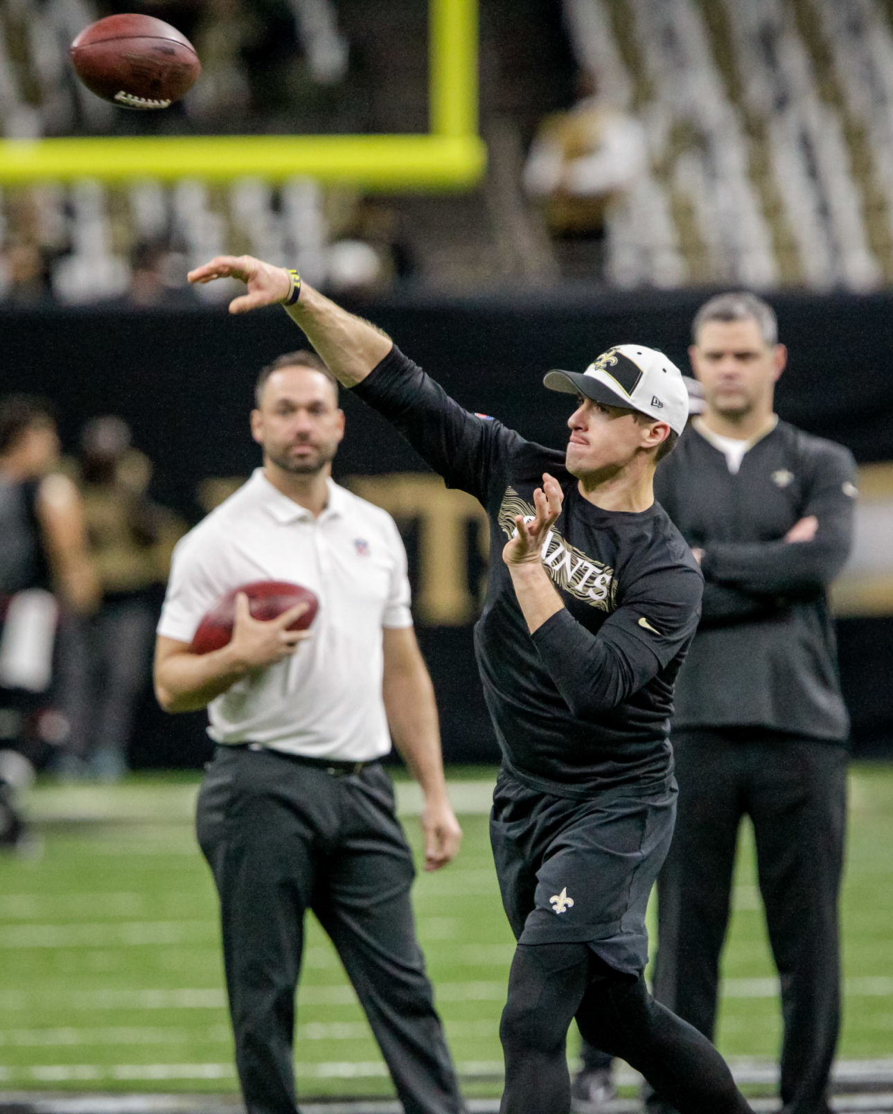 NO.saintsfalcons048.112318.jpg